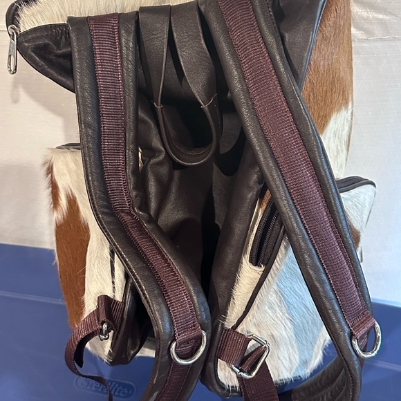 Cowhide Backpack - Picture 4 of 4